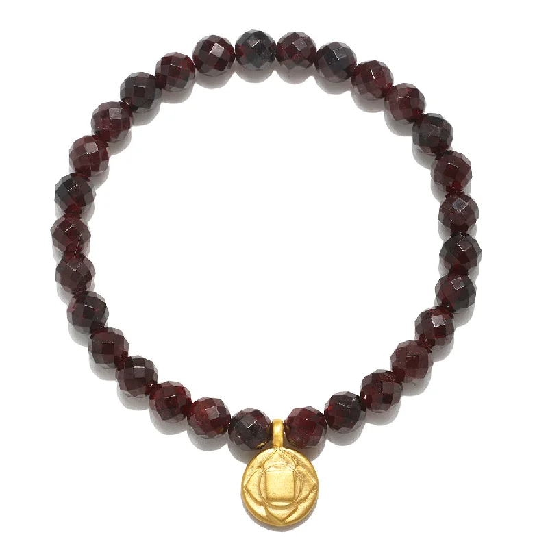 Bracelets with starburst topaz for radiant beauty -Root Chakra Garnet Stretch Bracelet