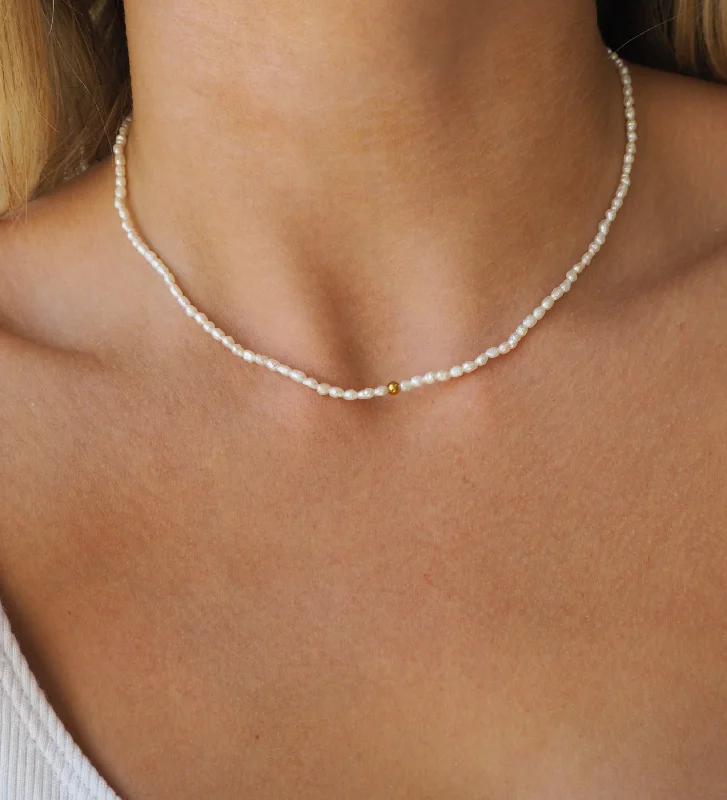 Best necklaces and pendants with oval pendants for a classic, elegant shape-Mila Choker