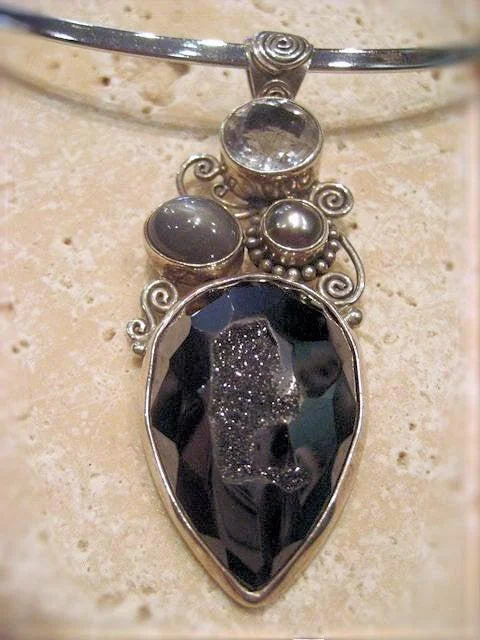 Beautiful necklaces and pendants with diamond-encrusted designs for maximum sparkle-Hematite Druzy Pendant