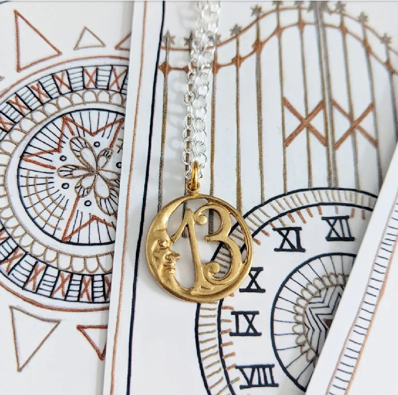 Trendy necklaces and pendants with geometric shapes for a modern aesthetic-Vintage Lucky Crescent Moon Necklace