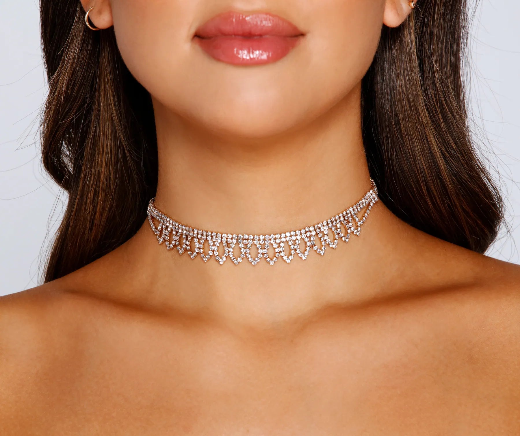 Beautiful necklaces and pendants with moonstone for an ethereal, mystical appearance-Luxe Trends Rhinestone Choker