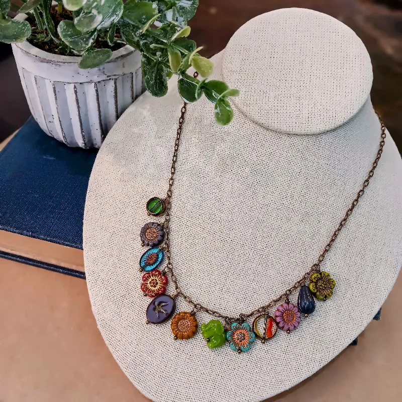 Necklaces and pendants with custom designs for a completely unique jewelry piece-Charms Necklace | Le Jardin