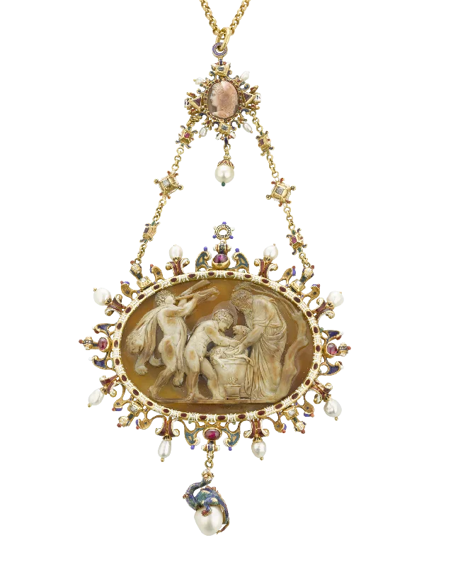 Best necklaces and pendants with floral designs for a feminine and elegant feel-Renaissance Cameo Pendant