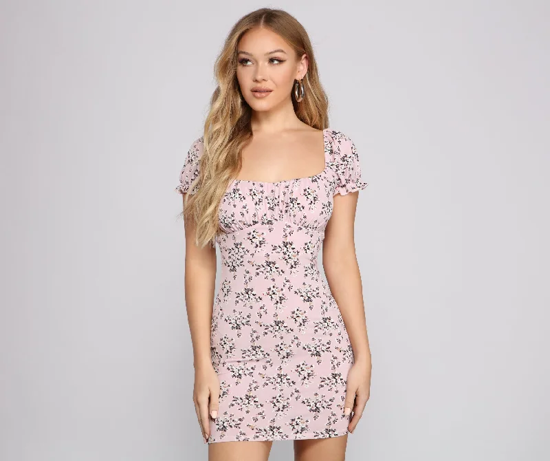 Zippered Dresses for Convenience -Chic Charm Puff Sleeve Floral Mini Dress